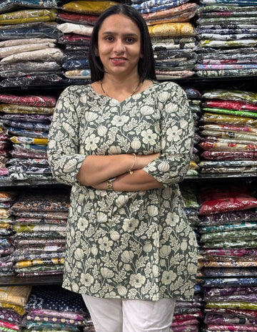 STRAIGHT TUNIC (PURE CAMRIC COTTON)