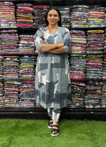 ALINE KURTI WITH PANT (HEAVY 22KG RAYON)