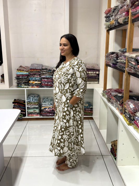 ALINE KURTI WITH PLAZO (POLYSTER RAYON)
