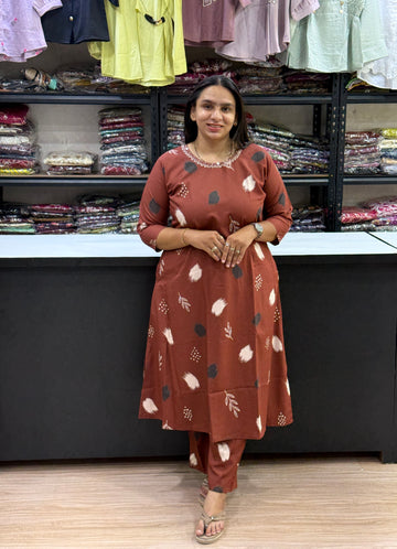 ALINE KURTI PLAZO  (HEAVY RAYON)
