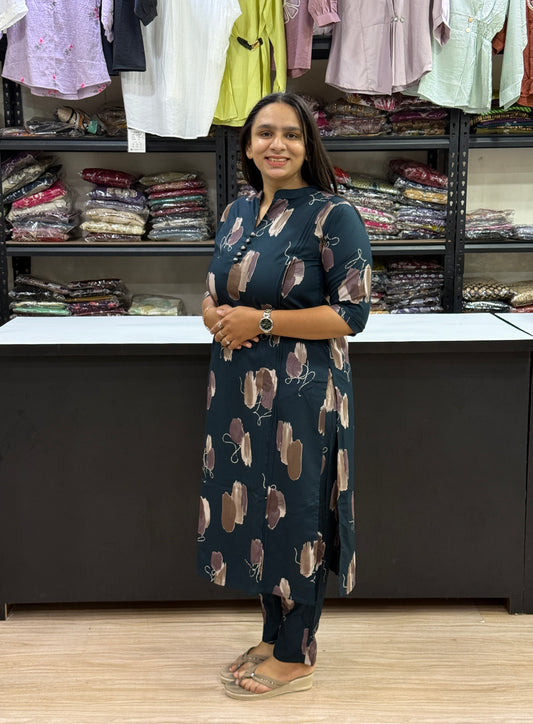 STRAIGHT KURTI PANT  (HEAVY RAYON)