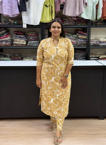 STRAIGHT KURTI PANT  (HEAVY RAYON)