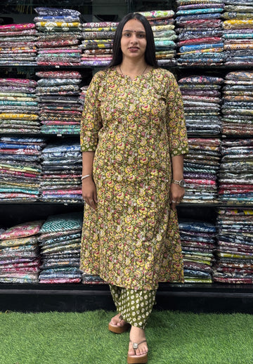 ALINE KURTI-PLAZO (PURE COTTON,ROUND NECK)