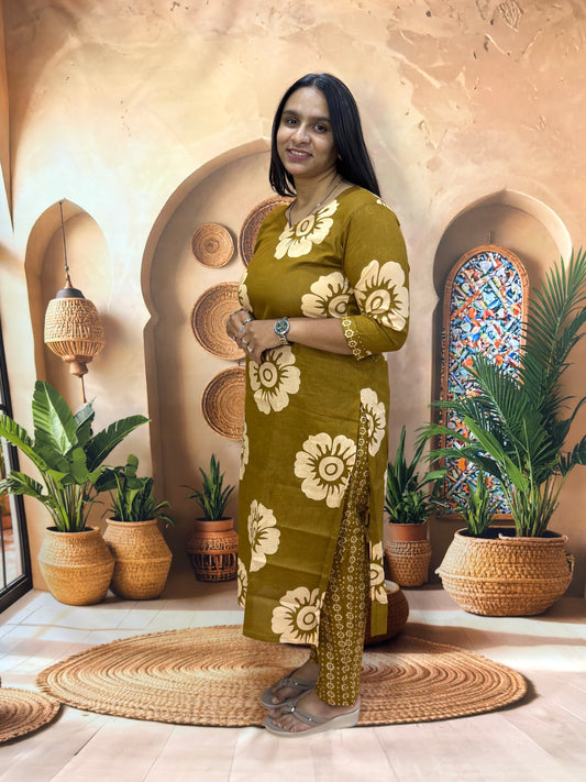 STRAIGHT KURTI WITH PANT (PURE CAMRIC COTTON)