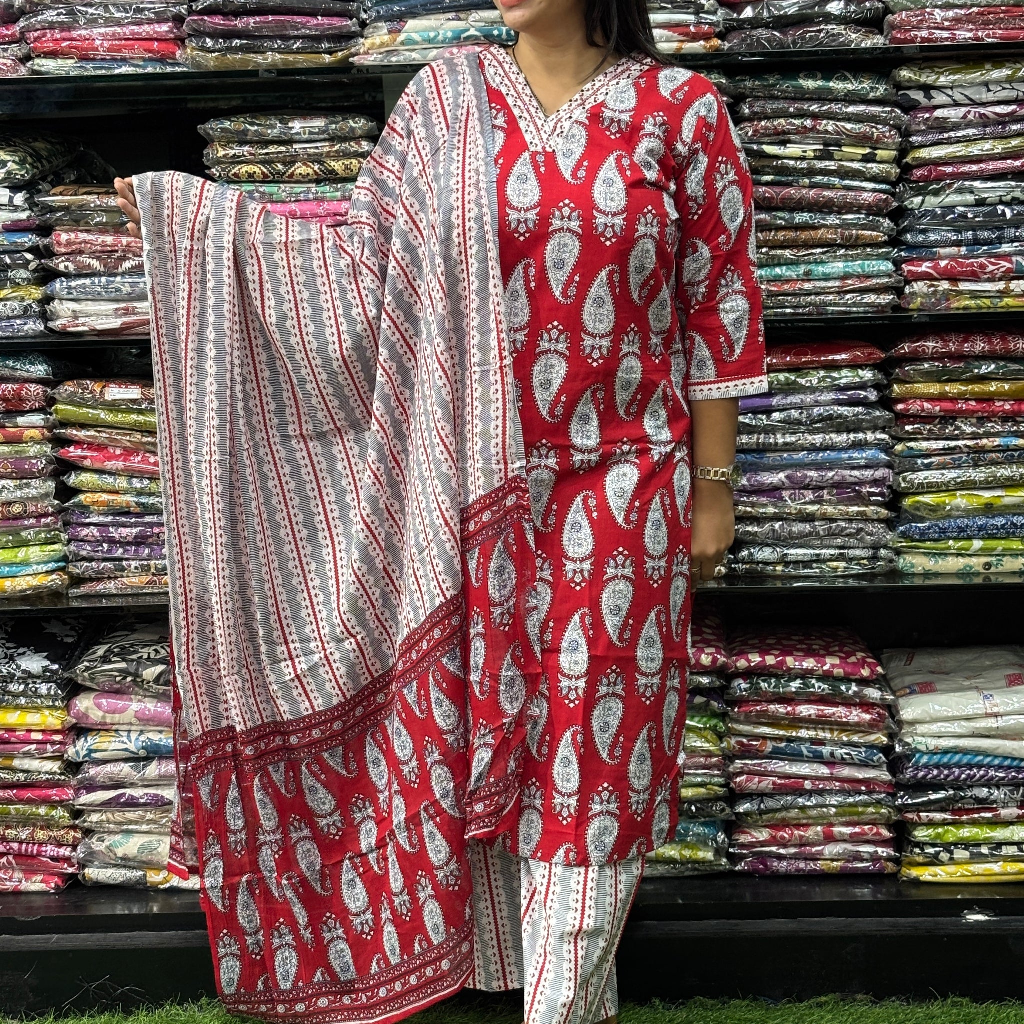 STRAIGHT KURTI WITH PLAZO & DUPATTA (PURE CAMRIC COTTON,COTTON LINING)