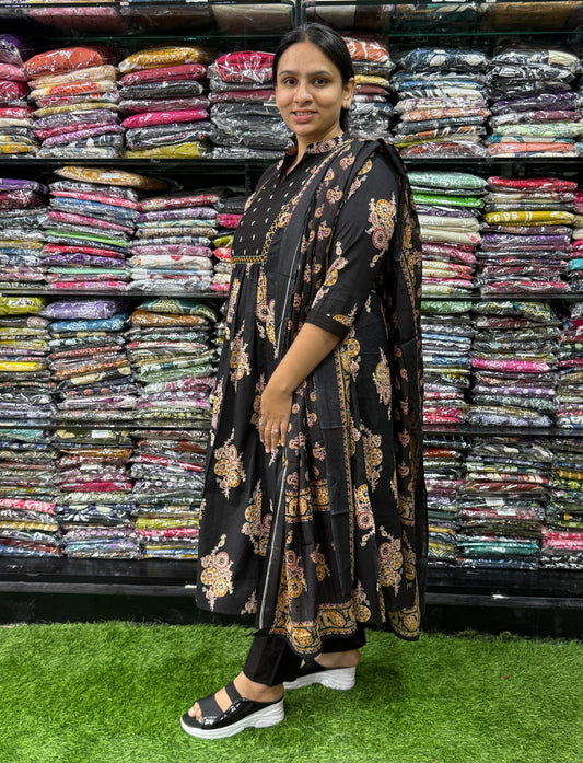 ROUND KURTI PANT WITH DUPATTA (PURE CAMRIC COTTON (COTTON LINING),HANDWORK)