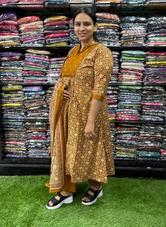 ROUND KURTI PANT WITH DUPATTA (PURE CAMRIC COTTON (COTTON LINING),HANDWORK)