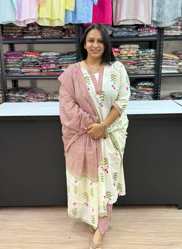 STRAIGHT KURTI PLAZO DUPATTA (PURE CAMRIC COTTON)