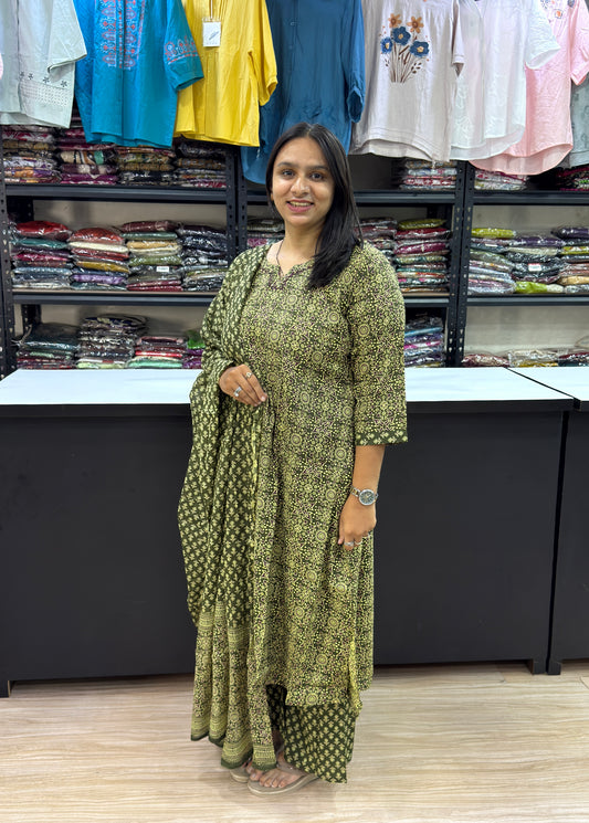 ALINE KURTI PLAZO DUPATTA (PURE CAMRIC COTTON)