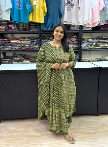 ALINE KURTI PLAZO DUPATTA (PURE CAMRIC COTTON)