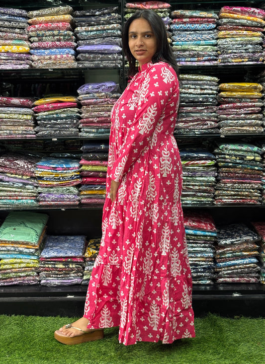 ROUND LONG GOWN (PURE CAMRIC COTTON)