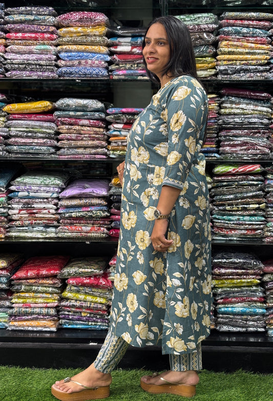 ALINE KURTI-PANT (PURE CAMRIC COTTON)