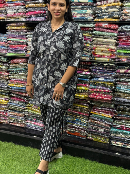 STRAIGHT TUNIC WITH PENT (PURE CAMRIC COTTON,COTTON ASTAR(LINING))