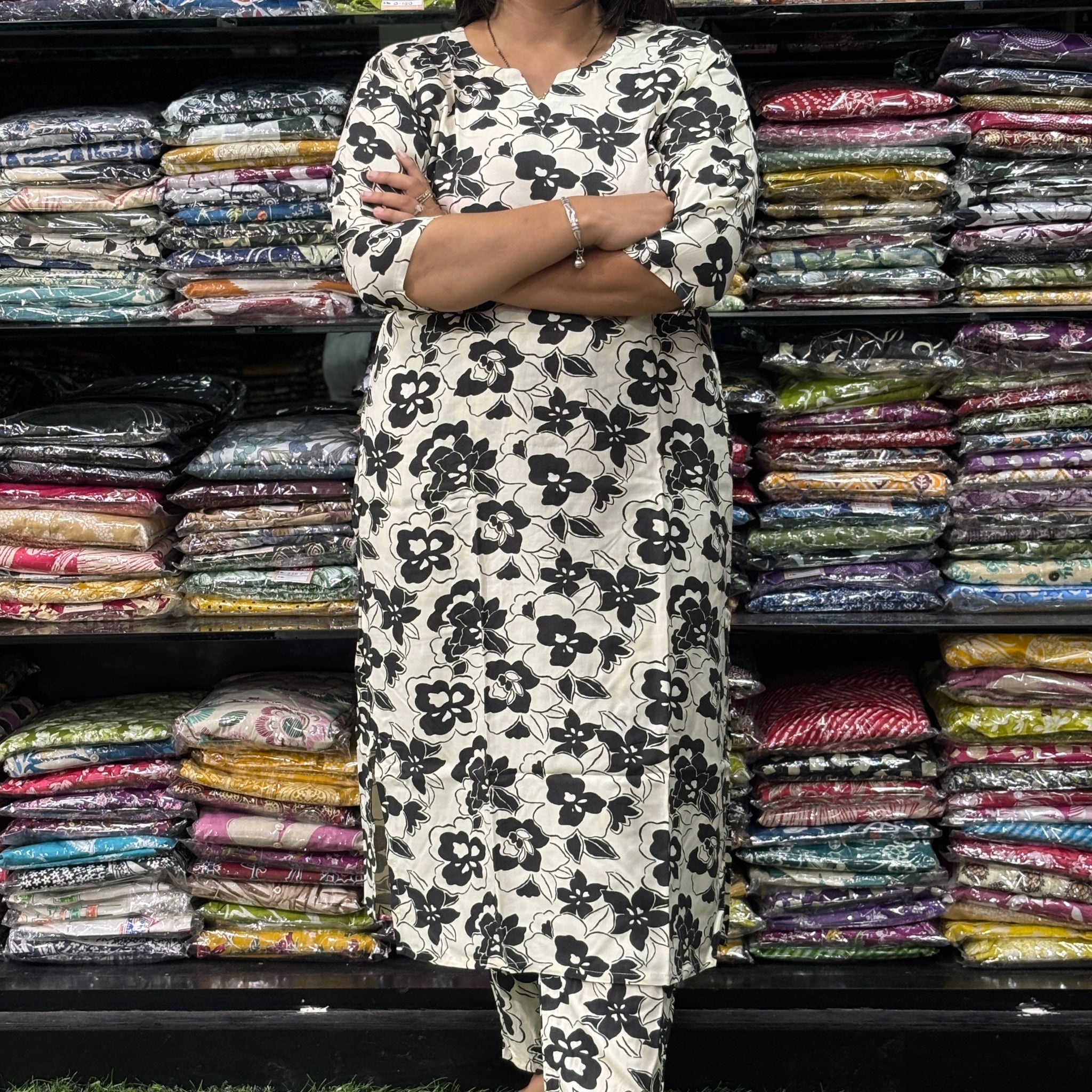 STRAIGHT KURTI WITH PANT (PURE RAYON)