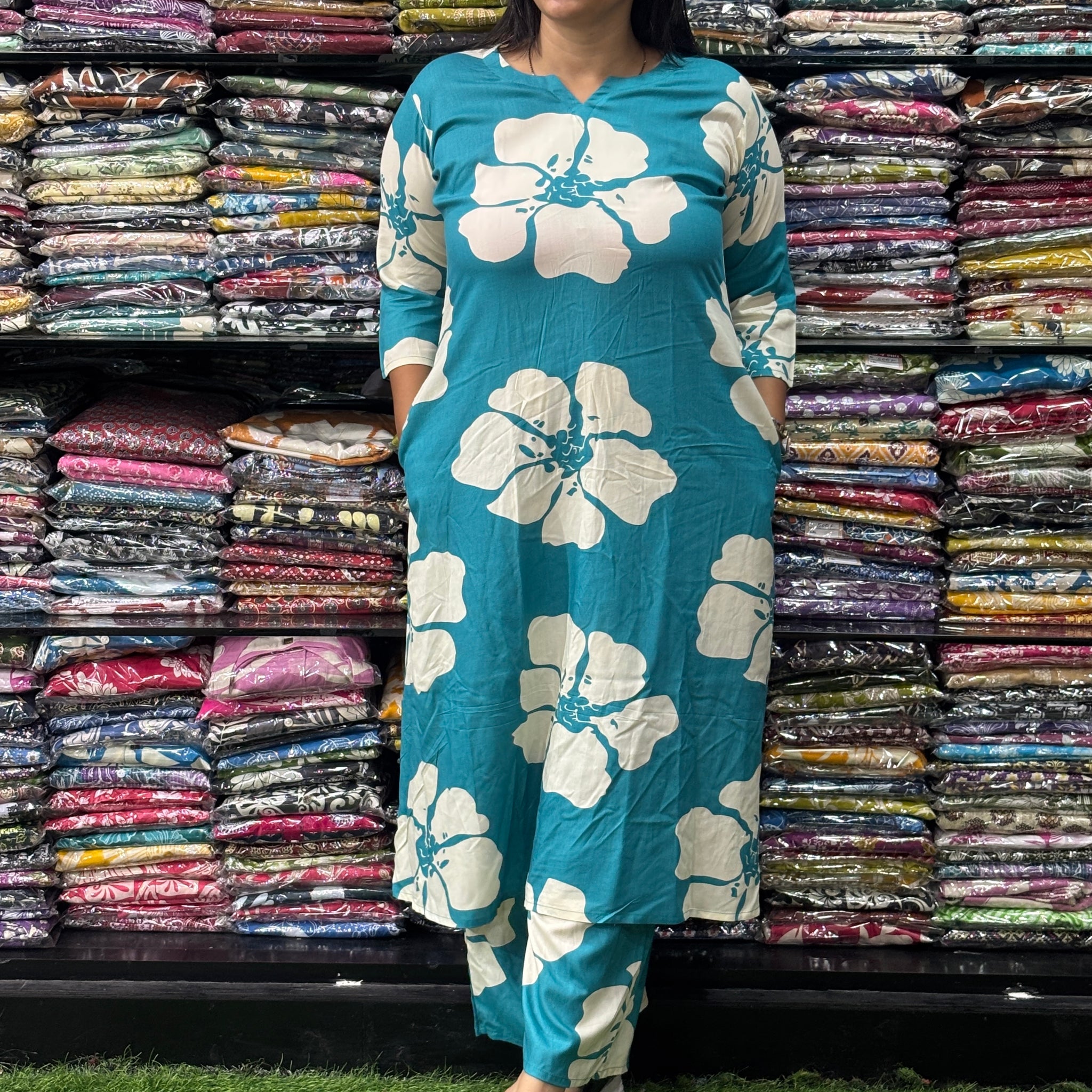 ALINE KURTI WITH PLAZO (PURE RAYON)