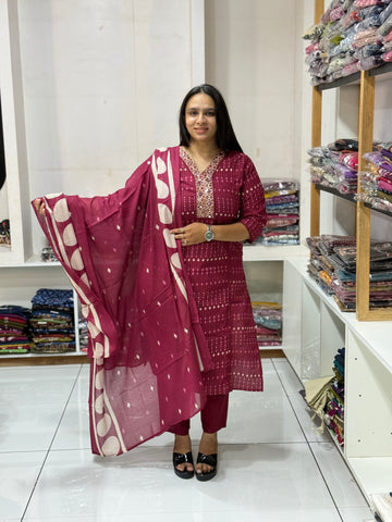 STRAIGHT KURTI PANT DUPATTA (CAMRIC COTTON)