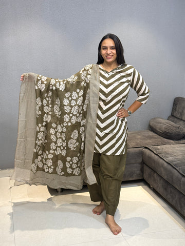 ROUND KURTI PANT DUPATTA (PURE COTTON)