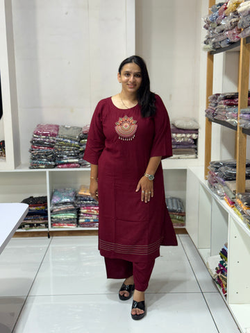ALINE KURTI PLAZO  (RAYON SUI SLUB)