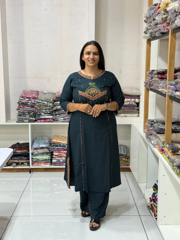 ALINE KURTI PLAZO  (HEAVY RAYON)