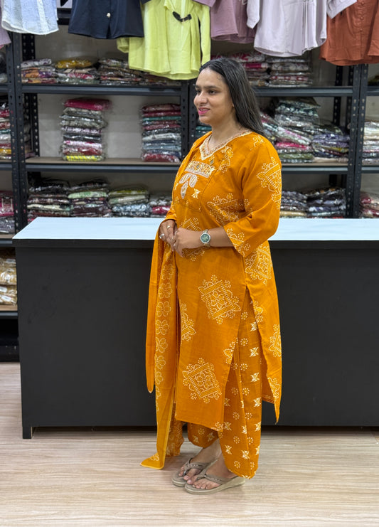 STRAIGHT KURTI PLAZO DUPATTA (MAGIC COTTON)