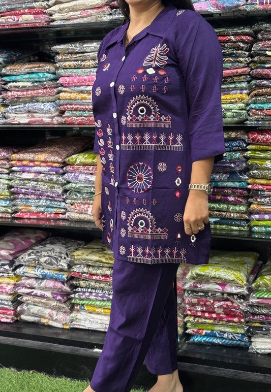 ALINE TUNIC WITH PENT (VERTICAN SILK,EMBROIDERY)