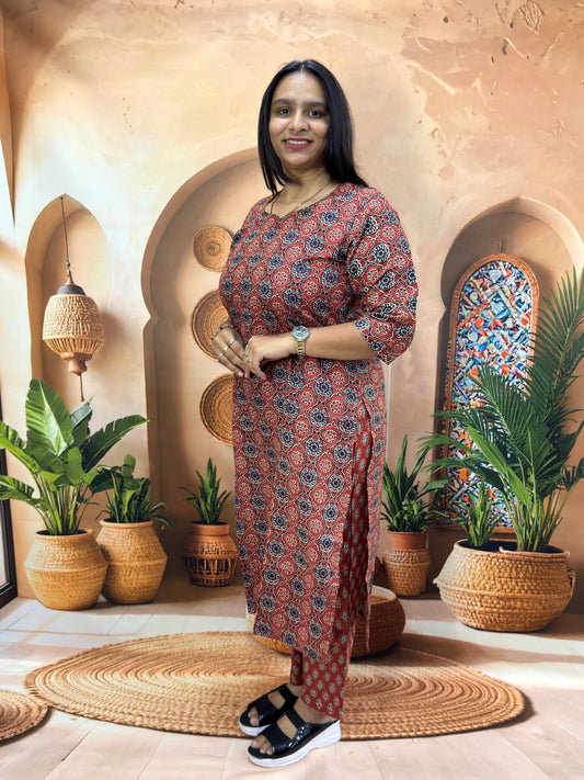 STRAIGHT KURTI PANT (PURE CAMRIC COTTON)