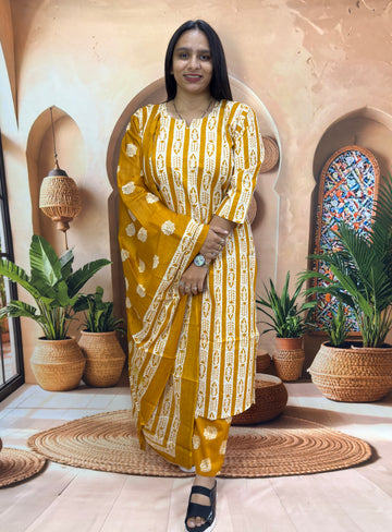 STRAIGHT KURTI PANT DUPATTA (PURE CAMRIC COTTON)