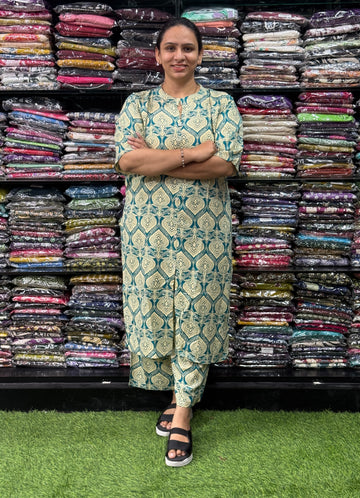 STRAIGHT KURTI PLAZO  (RAYON)