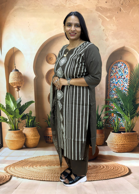 STRAIGHT KURTI PLAZO DUPATTA (DHABU COTTON , WITH WORK)