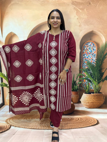 STRAIGHT KURTI PLAZO DUPATTA (DHABU COTTON , WITH WORK)