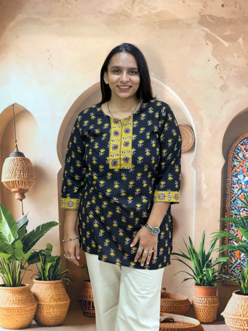 STRAIGHT TUNIC (PURE CAMRIC COTTON)