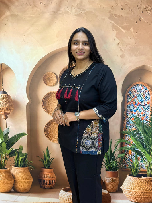 STRAIGHT TUNIC (DHABU COTTON WITH WORK)