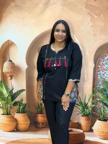 STRAIGHT TUNIC (DHABU COTTON WITH WORK)