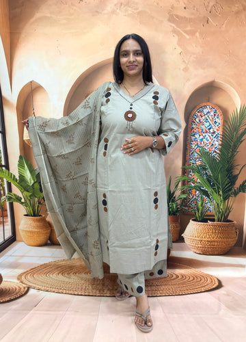 ALINE KURTI PLAZO DUPATTA (DHABU COTTON WITH WORK)
