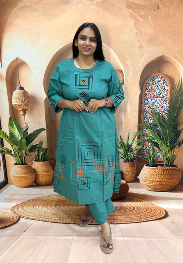 STRAIGHT KURTI PANT (DHABU COTTON,WITH WORK)