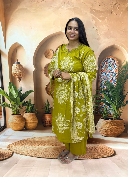 STRAIGHT KURTI PLAZO DUPATTA (DHABU COTTON WITH WORK)