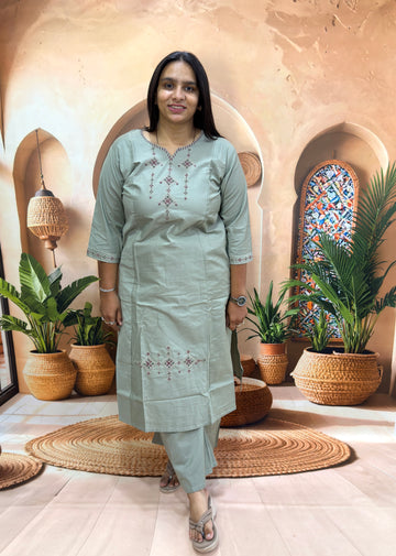 STRAIGHT KURTI PANT (DHABU COTTON,WITH WORK)