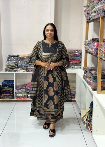 ALINE KURTI PLAZO DUPATTA (DHABU COTTON)
