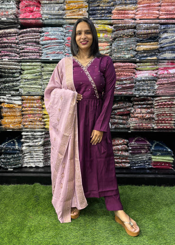 ROUND KURTI PENT DUPATTA (VERTICAN SILK (COTTON LINING),WITH WORK)